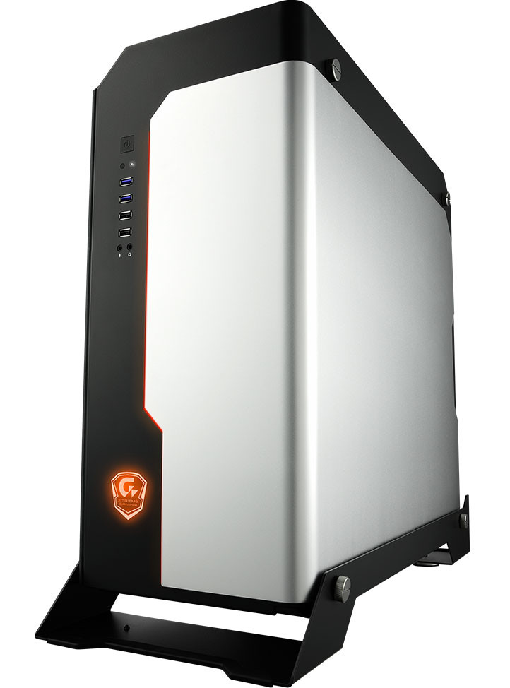 Xtreme Gaming XC700W